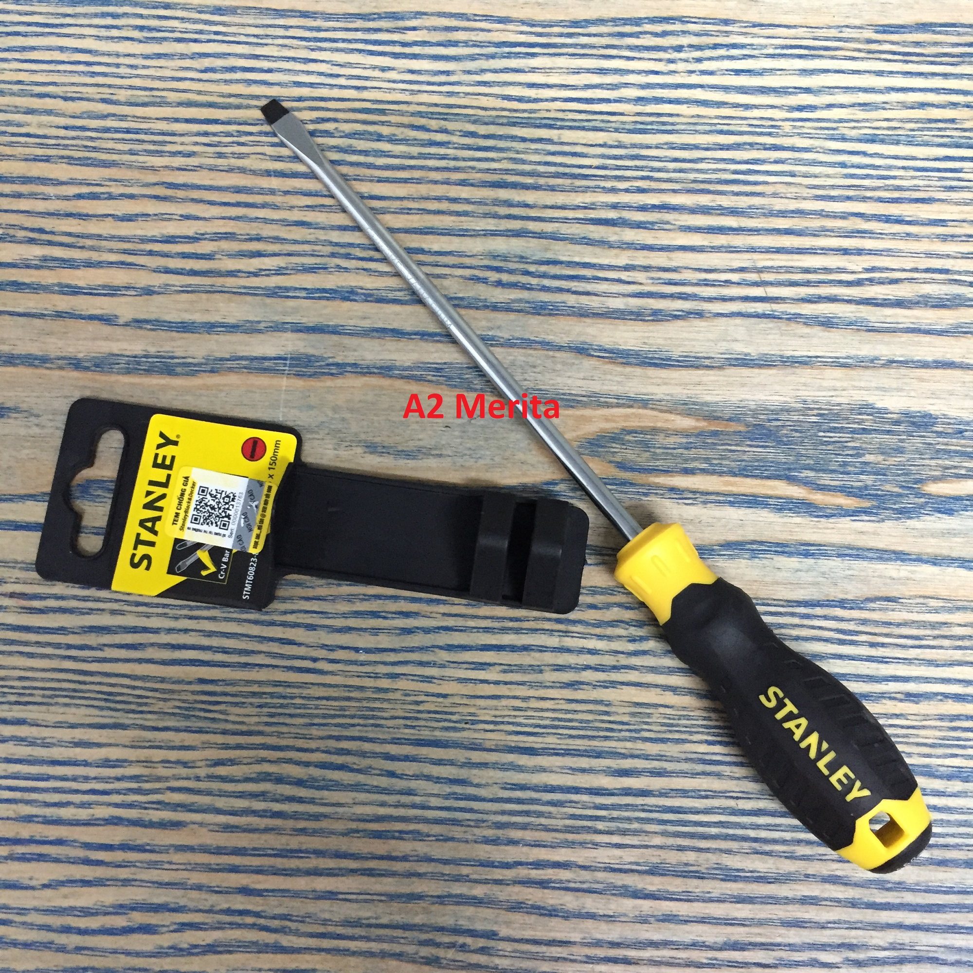 Tua vít dẹp 5x150mm stanley có từ stmt60823-8