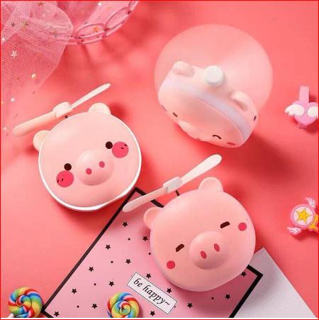 GƯƠNG SOI CÓ ĐÈN KÈM QUẠT MINI TÍCH ĐIỆN 3 IN 1 - HÌNH HEO CUTE