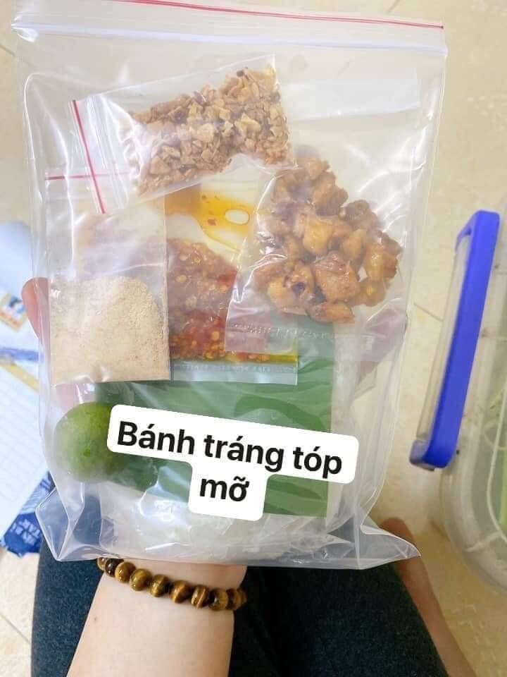 1 Bịch bánh tráng trộn top mỡ