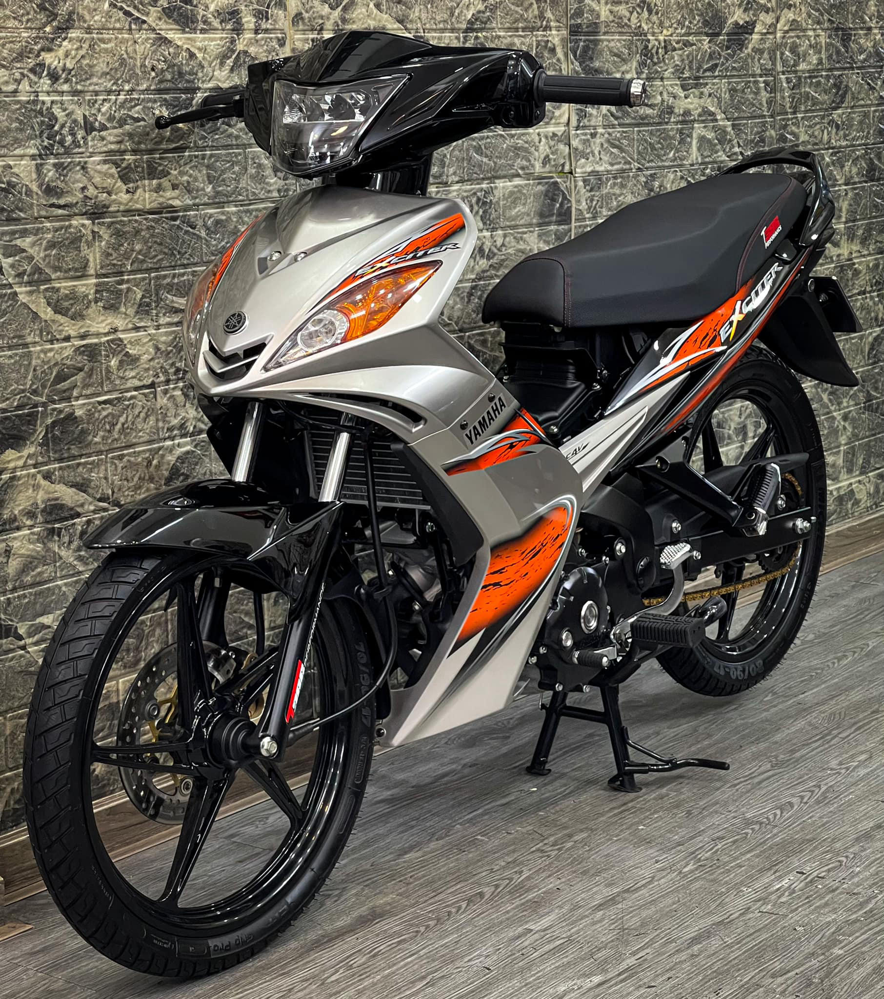 [FreeShip] [Ảnh thật] Tem rời Exciter 2006 - Mẫu cam đen nổi bật - Chuẩn From cực đẹp