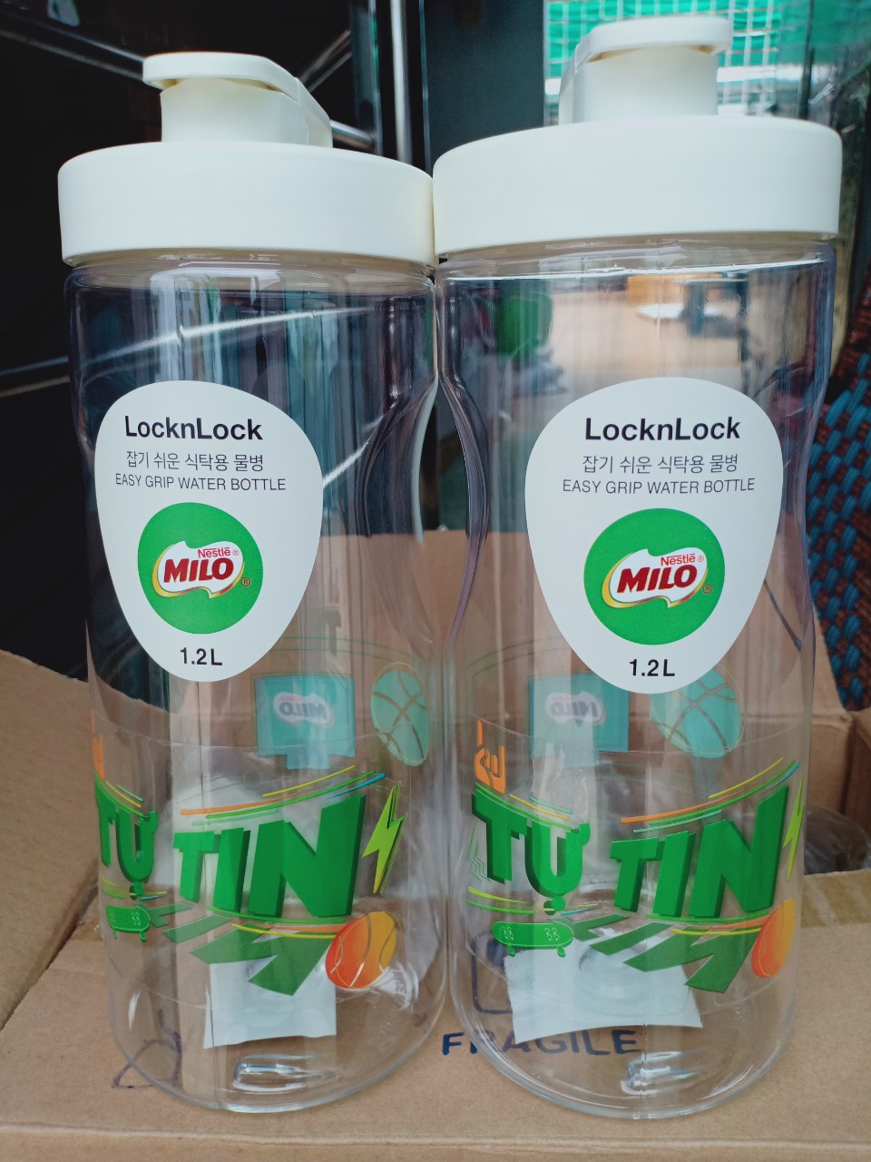 Combo 2 bình đựng nước lock & lock 1.2l
