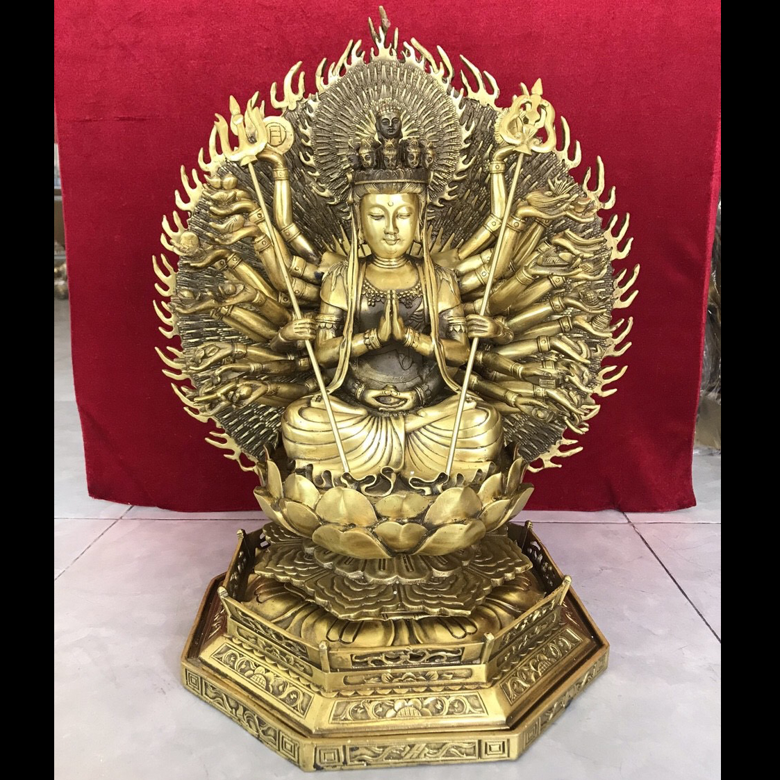 Tượng Phật bà thiên thủ thiên nhãn cao 25cm