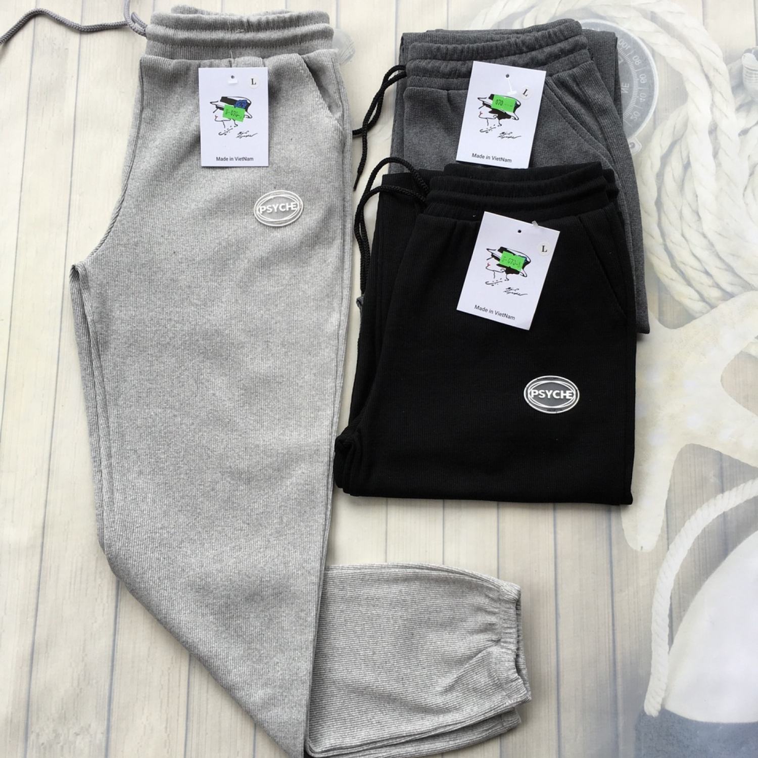 Quần jogger nữ Ulzzang Len Tăm-Quần len tăm LOGO thiết kế bo gấᴜ BIG SIZE trẻ trυng co giãn 4 chiều mã xmtk070