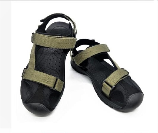 Giày sandal nam bít mũi rova 25