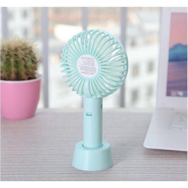 Quạt mini cầm tay tích điện có pin sạc 3 cấp độ siêu mát kèm đế để bàn