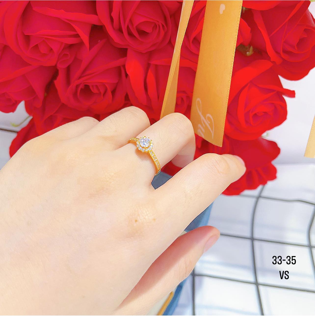 Nhẫn nữ mặt đá xinh chất liệu vàng tây 10k MS35b