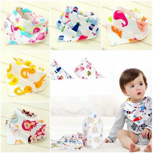 Khăn yếm tam giác cotton có cúc bấm