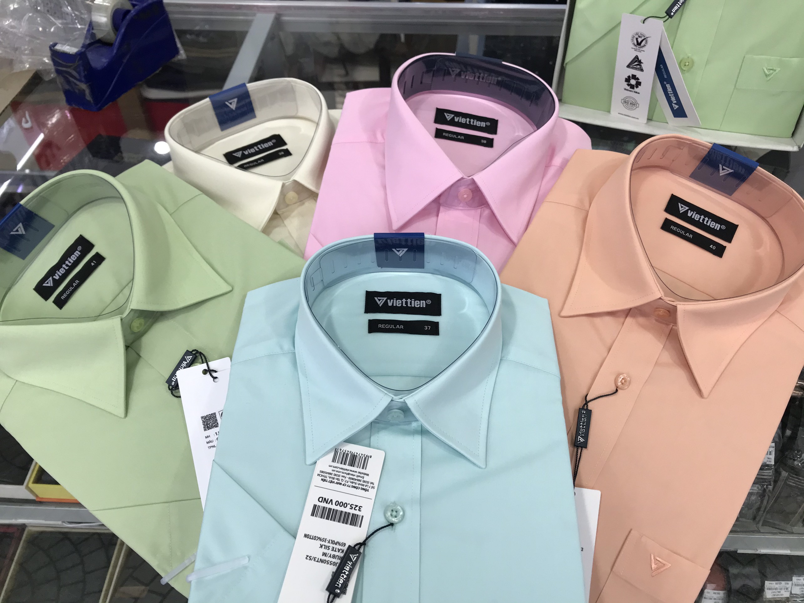 Áo sơ mi ngắn tay Việt Tiến màu trơn giảm đồng giá 250k