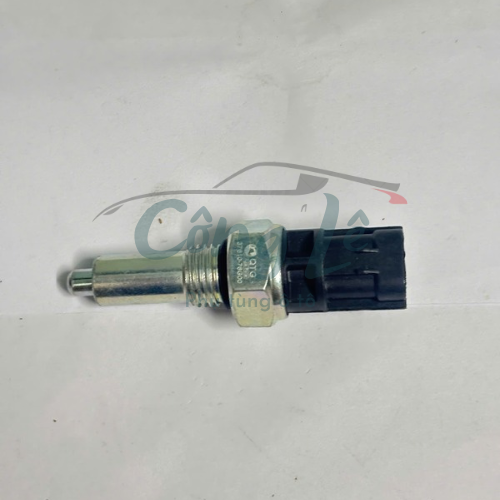 Cảm biến báo de, báo lùi Suzuki APV, Vitara, Ertiga, Swift (Mã: 37610-76G00)