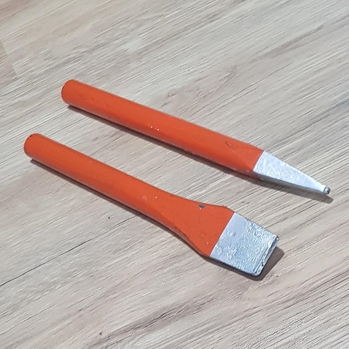 Bộ 2 Món Đục Sắt Nhọn Và Đục Sắt Dẹp Chuyên Dụng