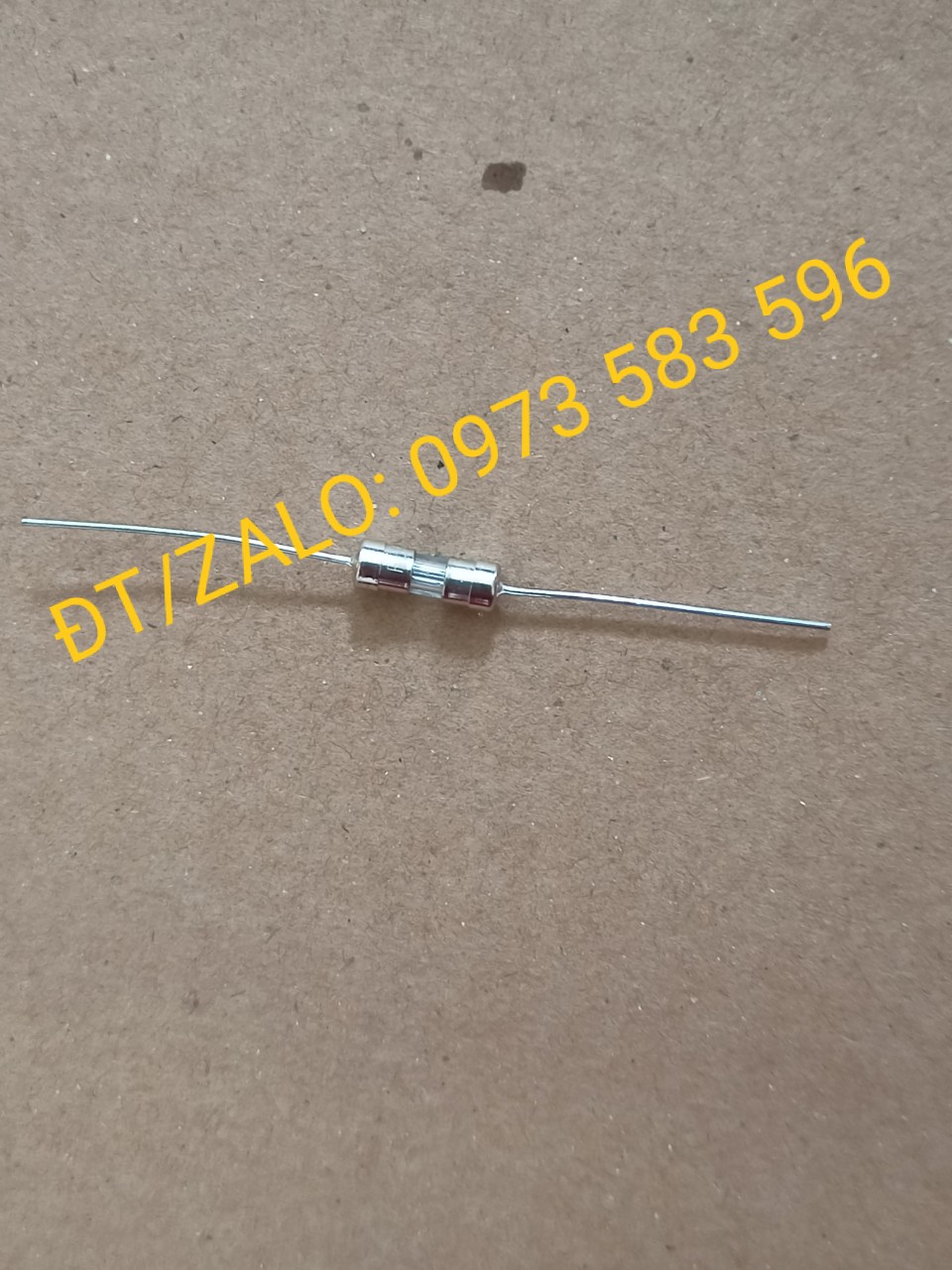 Cầu chì chân cắm f6.3al 250v 3.6 x 10mm