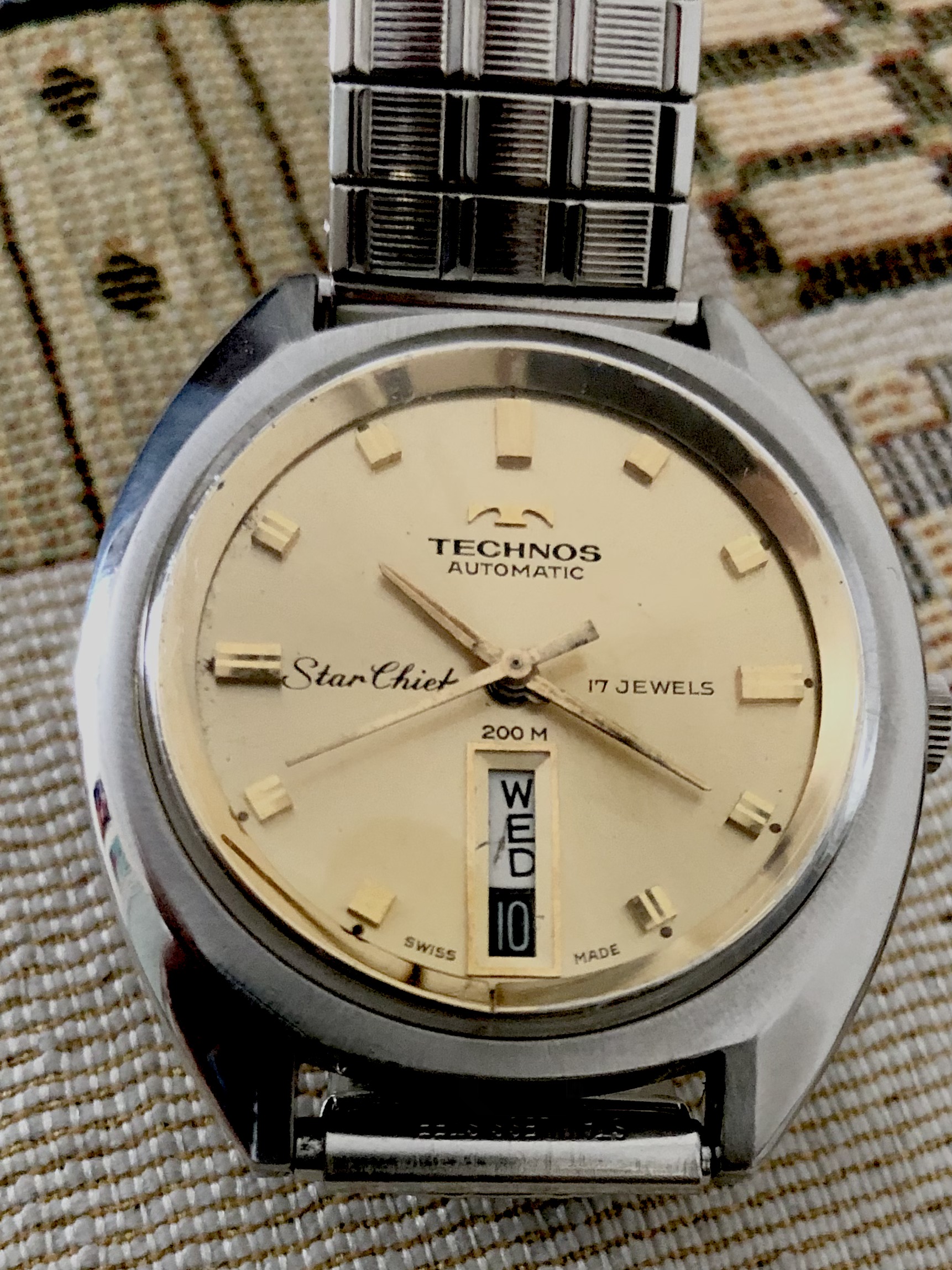 Đồng hồ Thụy Sỹ Technos