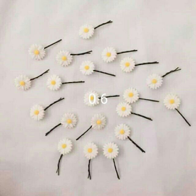Kẹp 1 bông hoa cúc