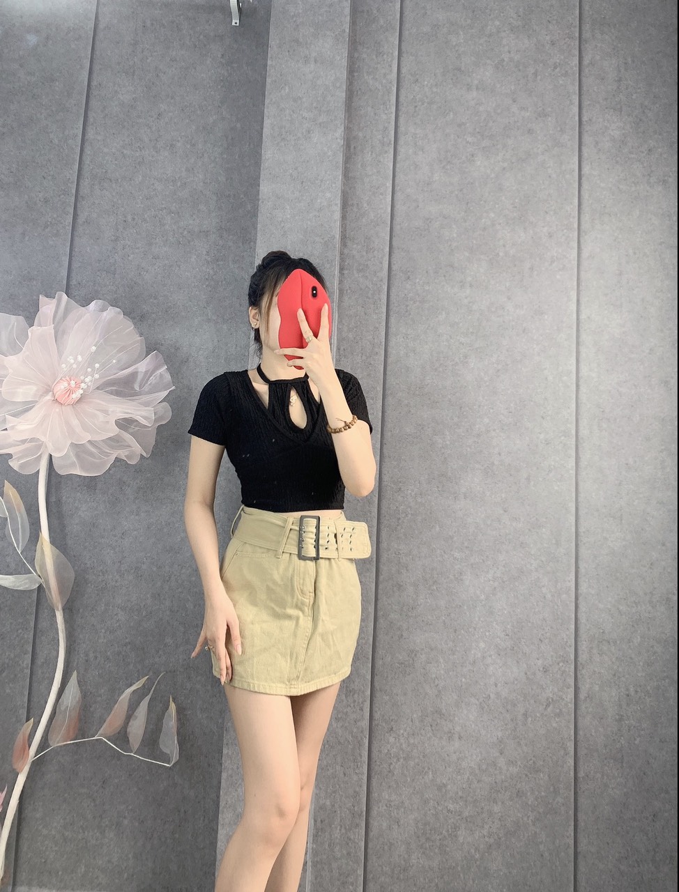 Áo xốp tay ngắn croptop yếm bản ôm body cực xinh , chất thun xốp dày dặn