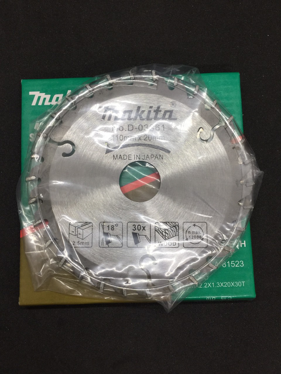 Lưỡi cắt gỗ makitas xanh d110 x 20 x 30