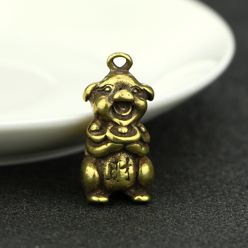 Tượng Nhỏ Phong Thủy Bằng Đồng Kiểu Dáng Con Heo May Mắn (Kích Thước: 1.6 x 3cm)