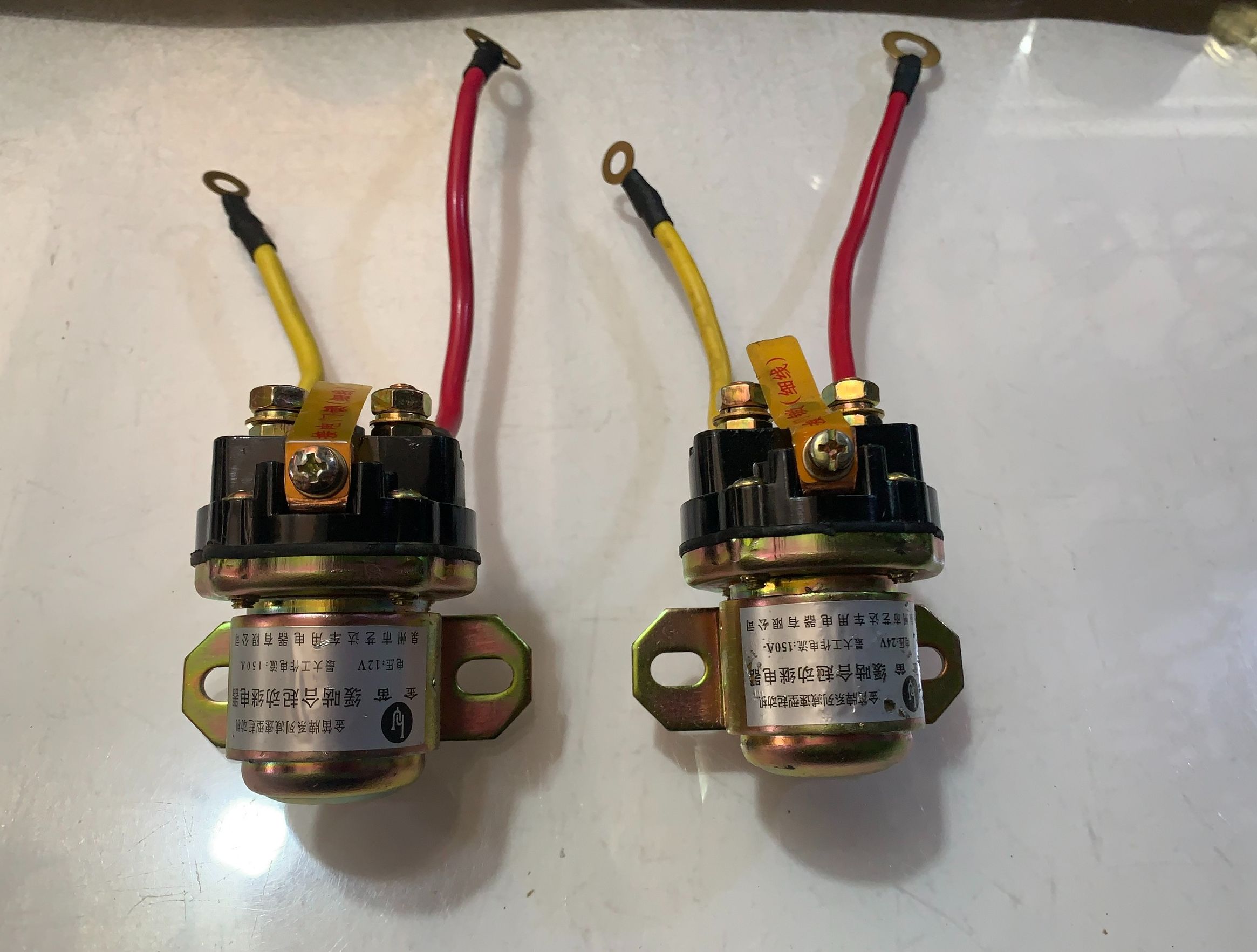 Cóc đề, role phụ đề 12v- 24v dùng cho xe tải, xe công trình...