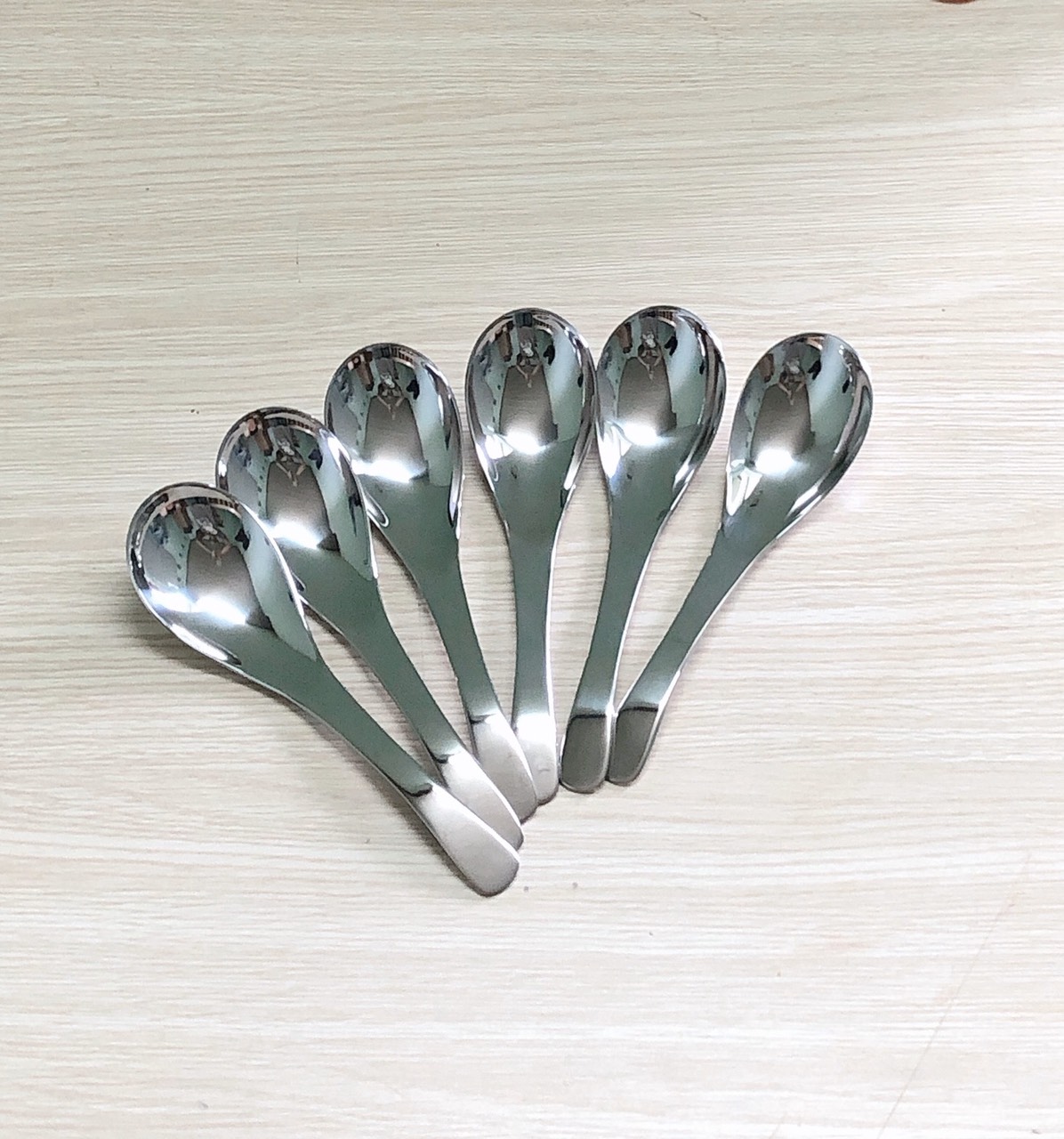 Muỗng ăn inox không gỉ sâu lòng , size nhỏ dài 13.8cm , hiệu TH