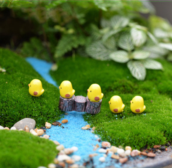Mô hình gà con trang trí tiểu cảnh terrarium chậu cây cảnh sen đá xương rồng bánh kem