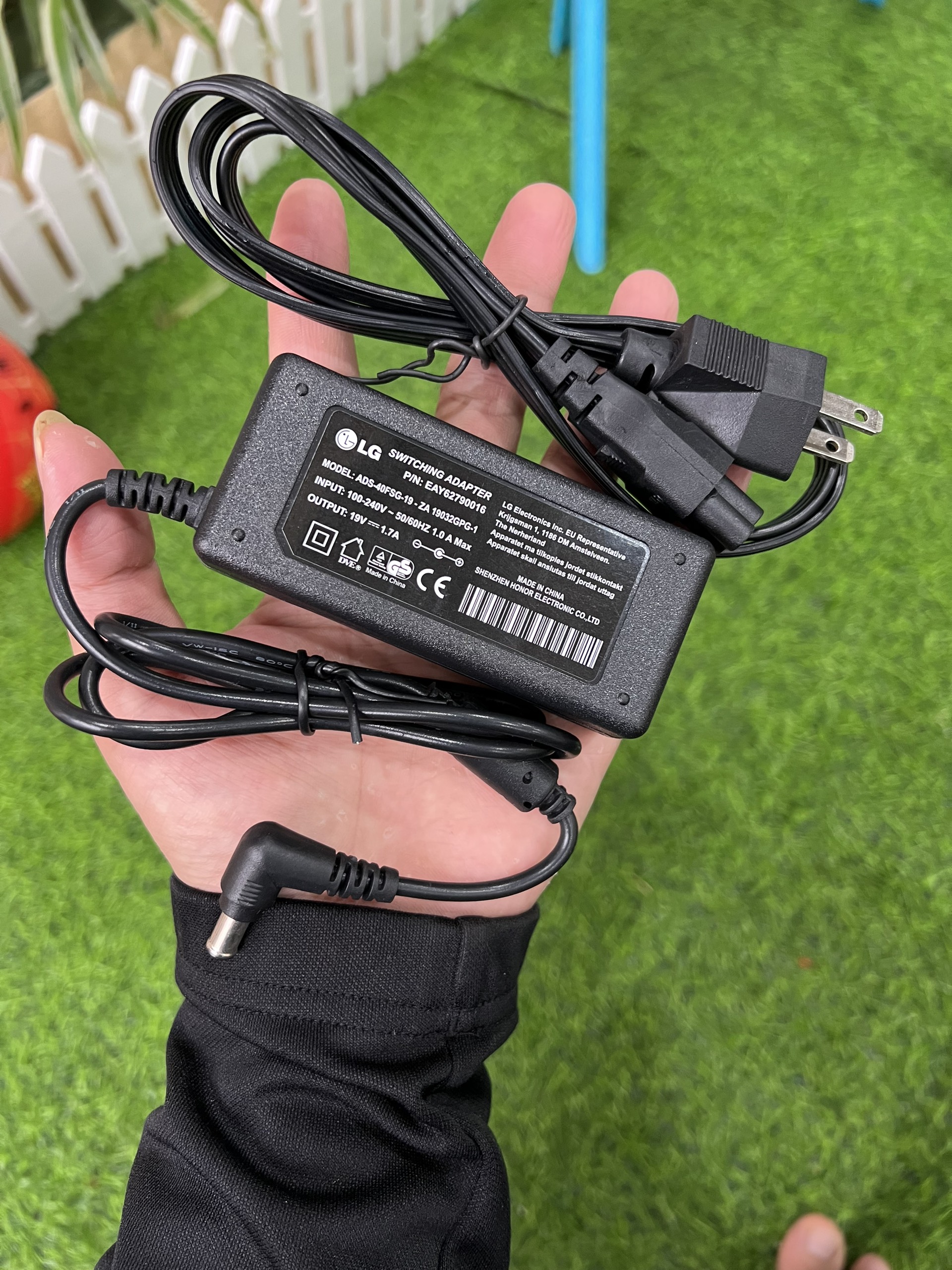 Adapter-nguồn man hinh lg 19v bản gốc