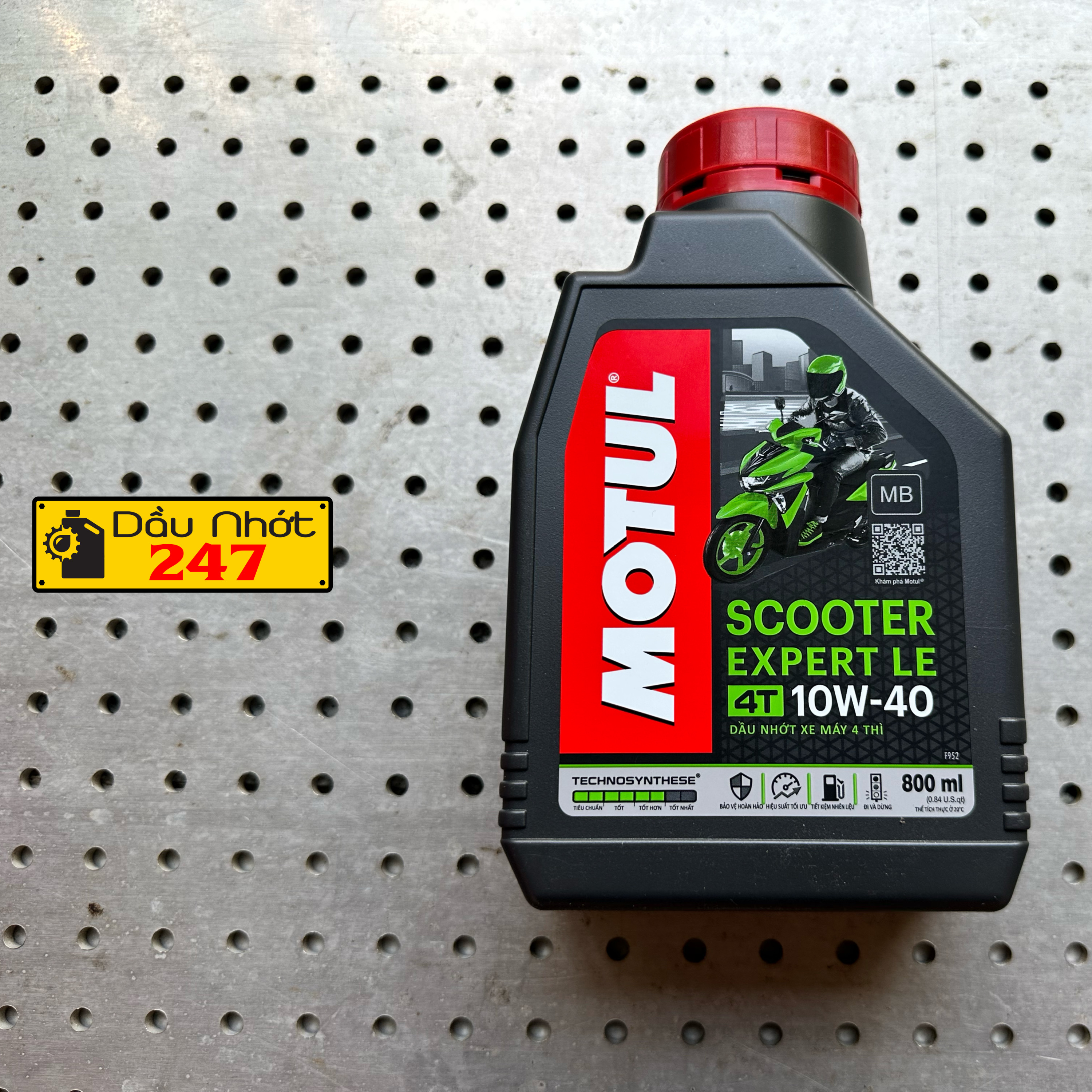Dầu nhớt xe tay ga motul scooter expert le 10w40 800ml