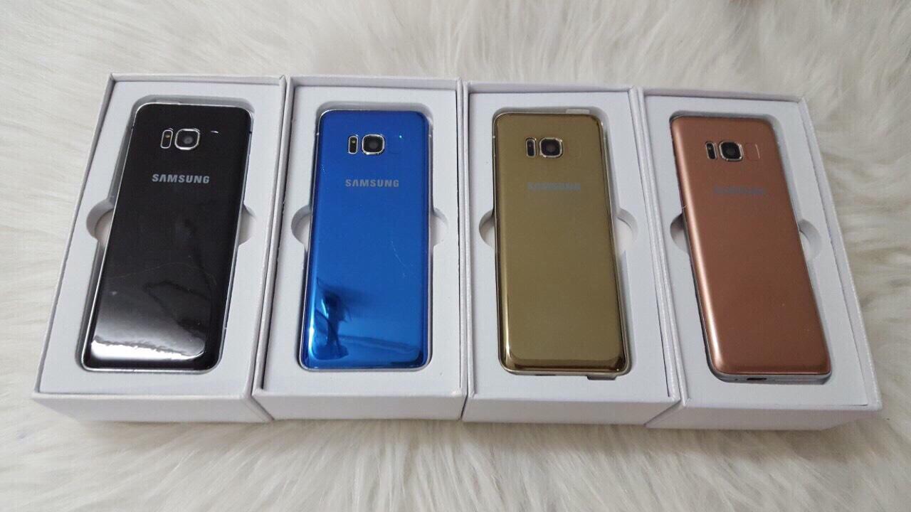 Điện thoại 2 sim mini S8 tặng kèm ốp lưng Bảo hành 12 tháng