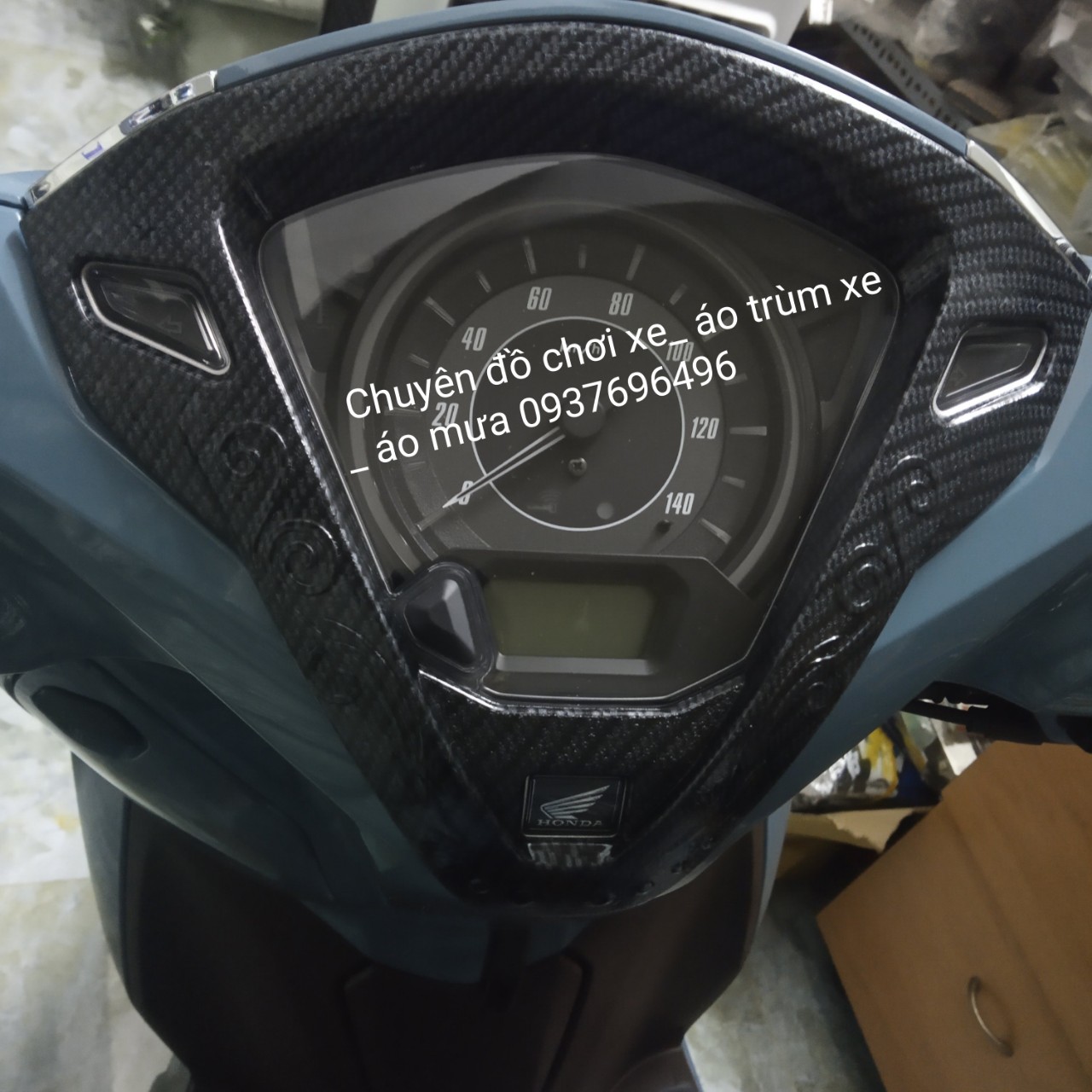 [HCM]VIỀN ĐỒNG HỒ CARBON XE LEAD 2013-2020