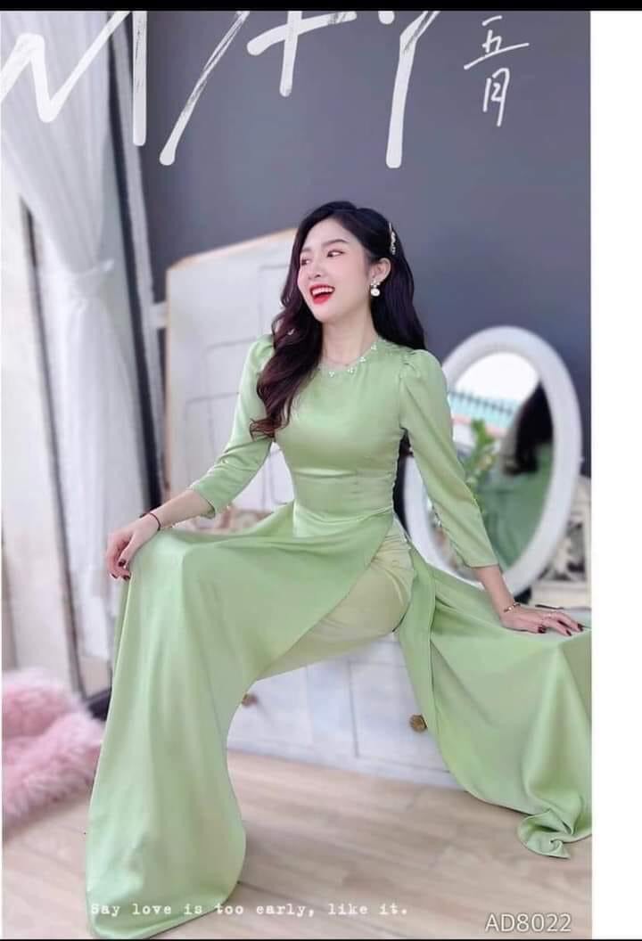 Bộ áo dài lụa ngọc trai màu xanh vải mềm mướt
