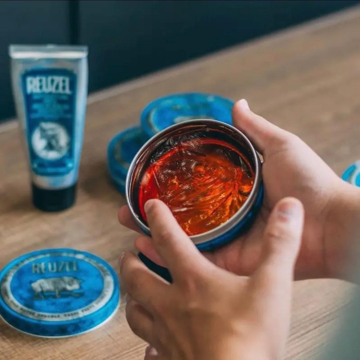Sáp vuốt tóc reuzel blu pomade 113g