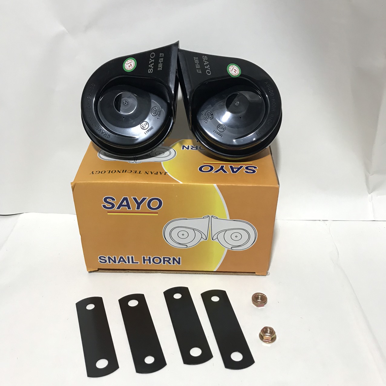 Kèn hơi, còi hơi 12v Sayo dùng cho ô tô - xe máy với âm thanh to, rõ , hộp 2 cái