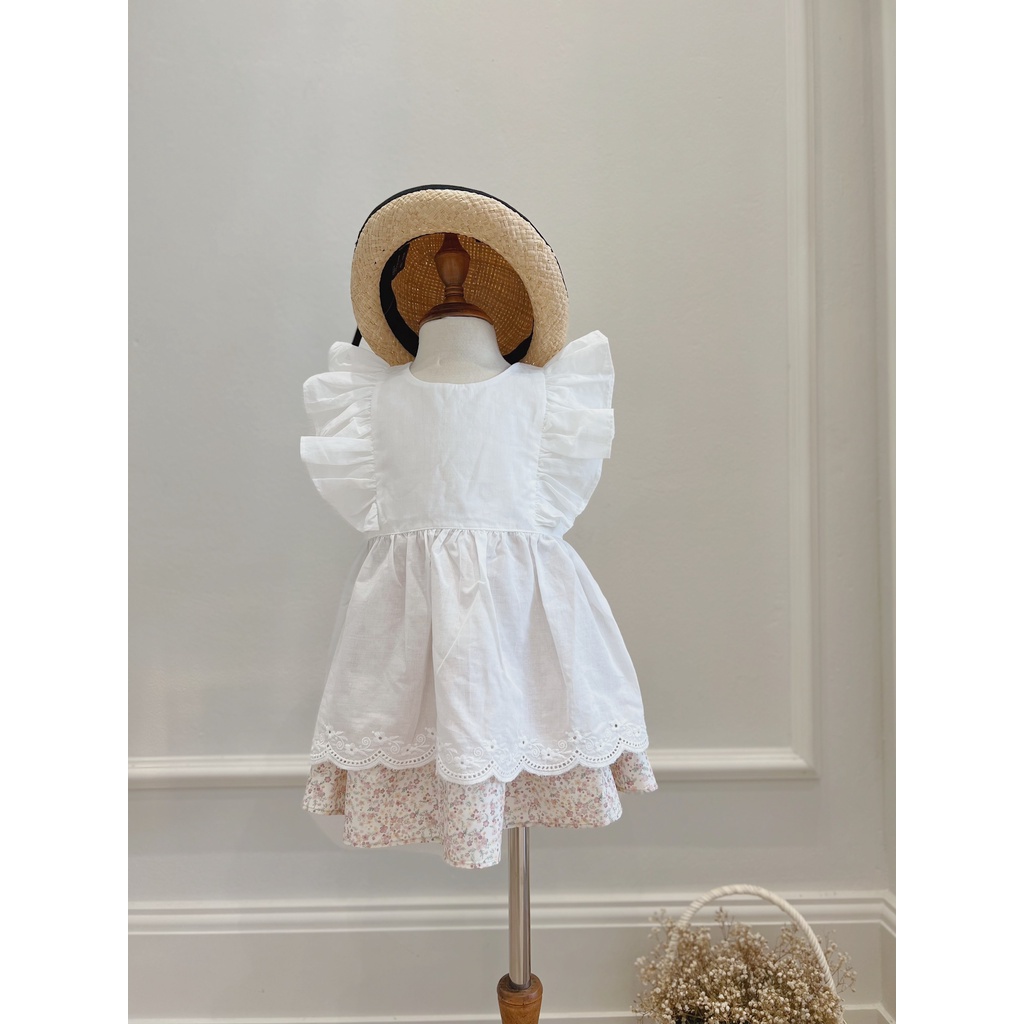 Embroidery Baby Blouse Macro & Micro