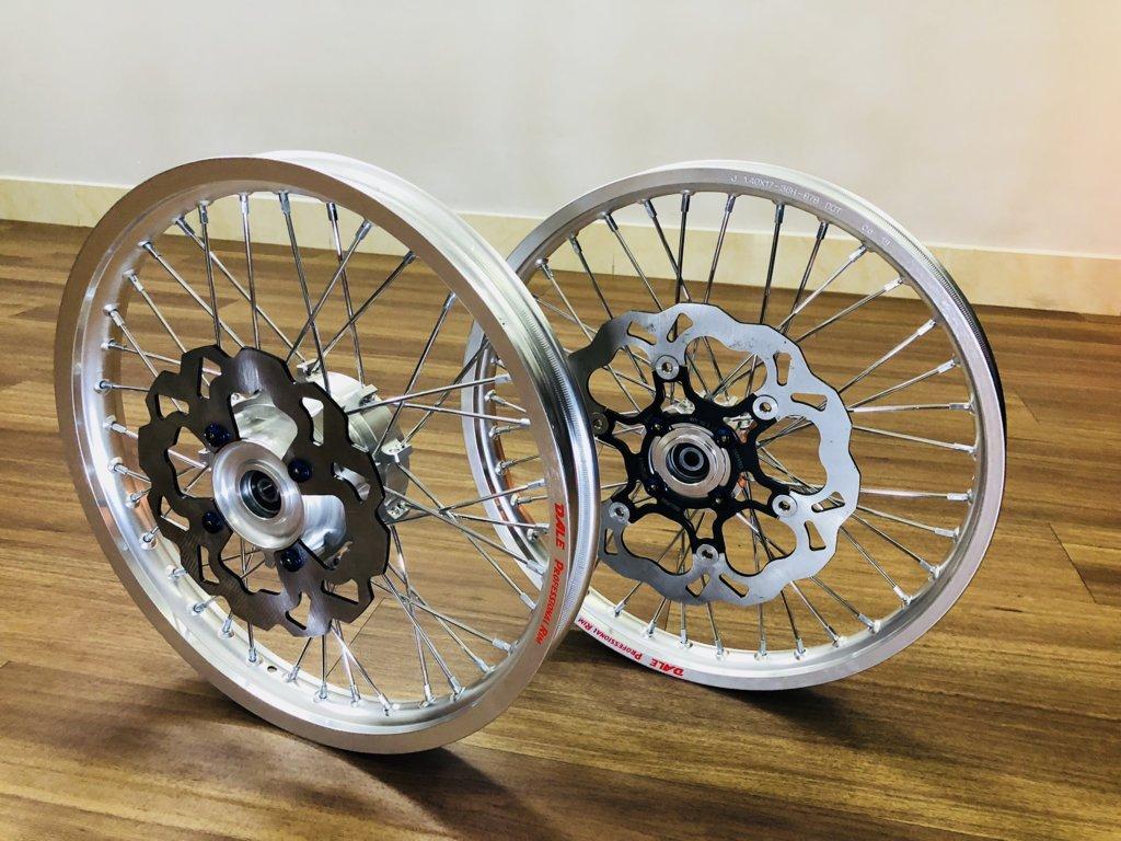 Bộ bánh căm xe máy nhập khẩu cao cấp