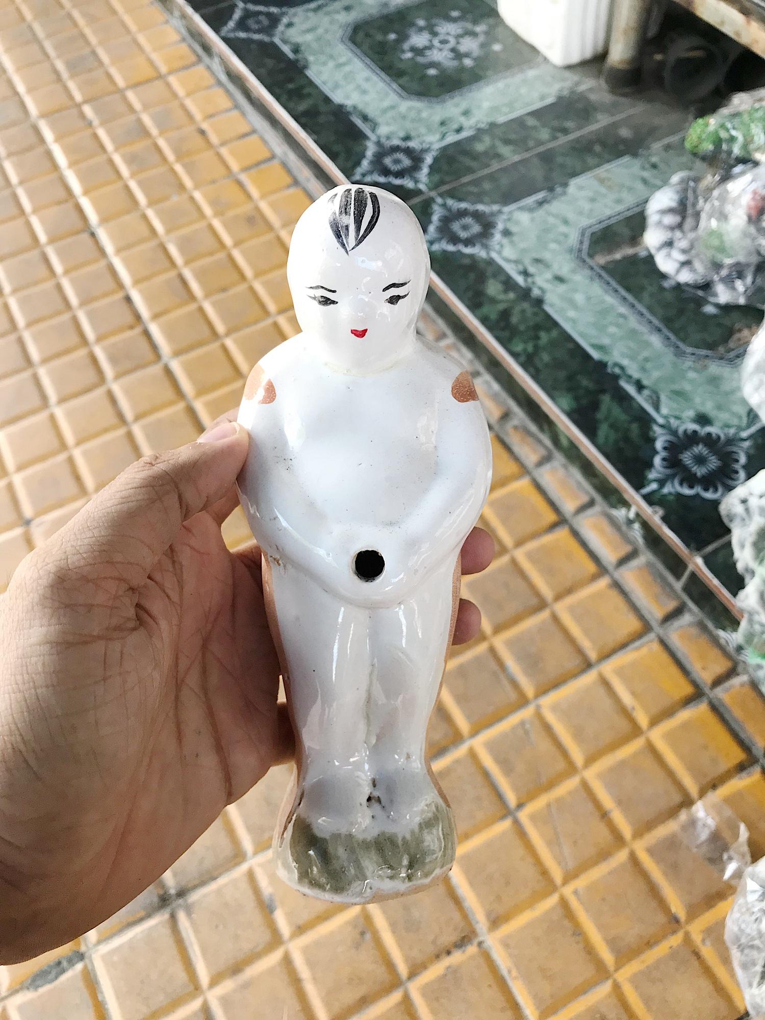 "Hoàn tiền đến 10%" CHÚ TIỂU ĐỨNG TÈ SIZE 20CM TRANG TRÍ HỒ CÁ NON BỘ
