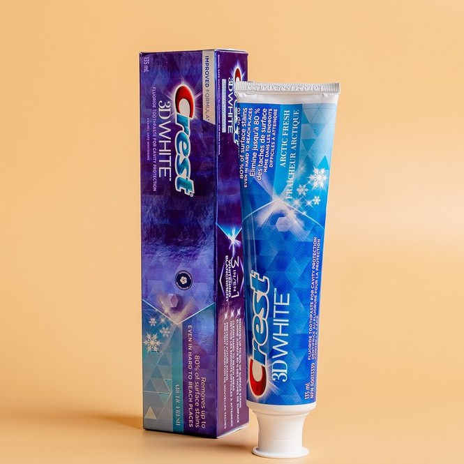 Kem đánh răng Crest Canada 135ml/tuýp