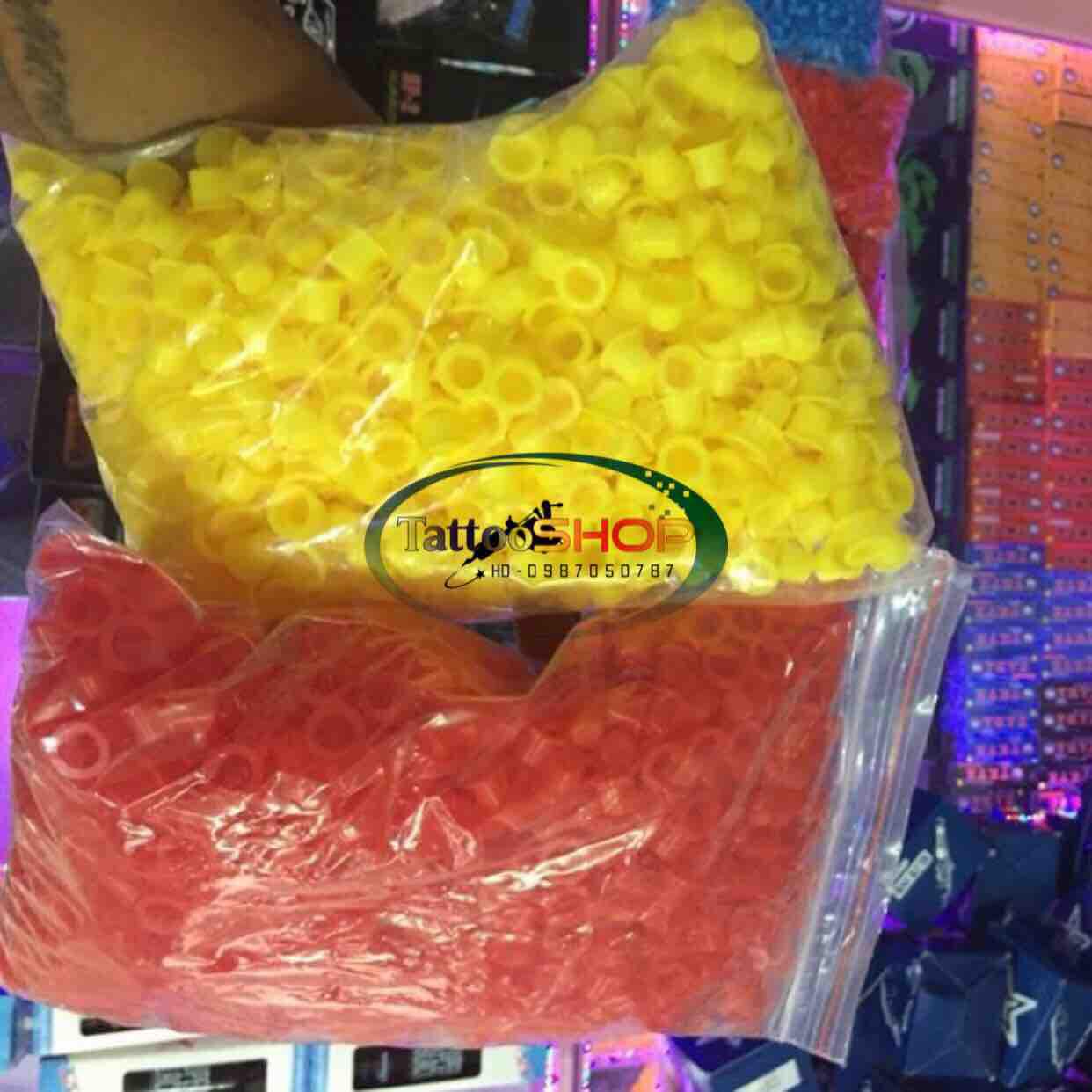 Nguyên bịch Cốc đựng mực xăm hình. Bịch 1000 cai