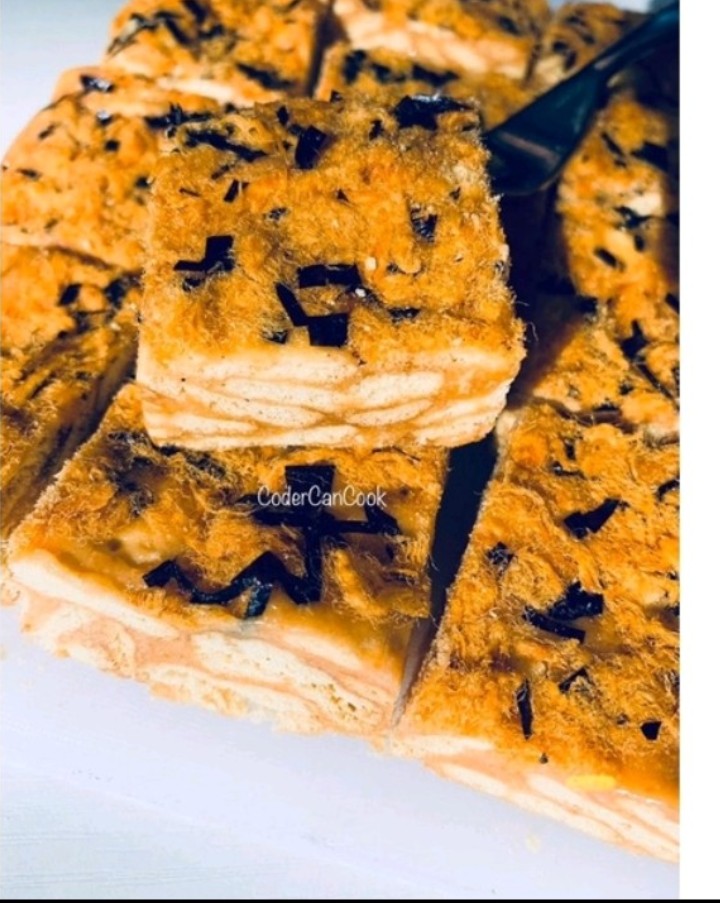 Combo bánh bông tuyết chà bông trứng muối