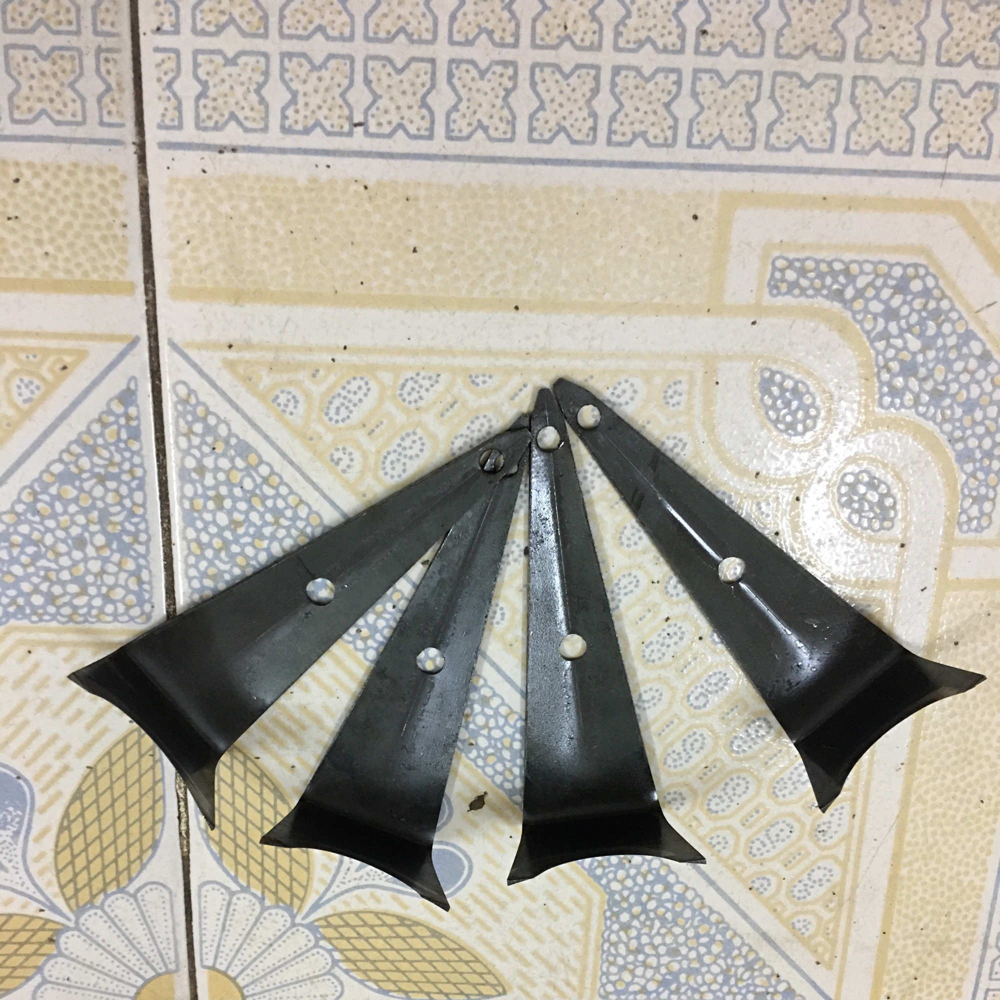 4 lưỡi dao cạo vỏ mía