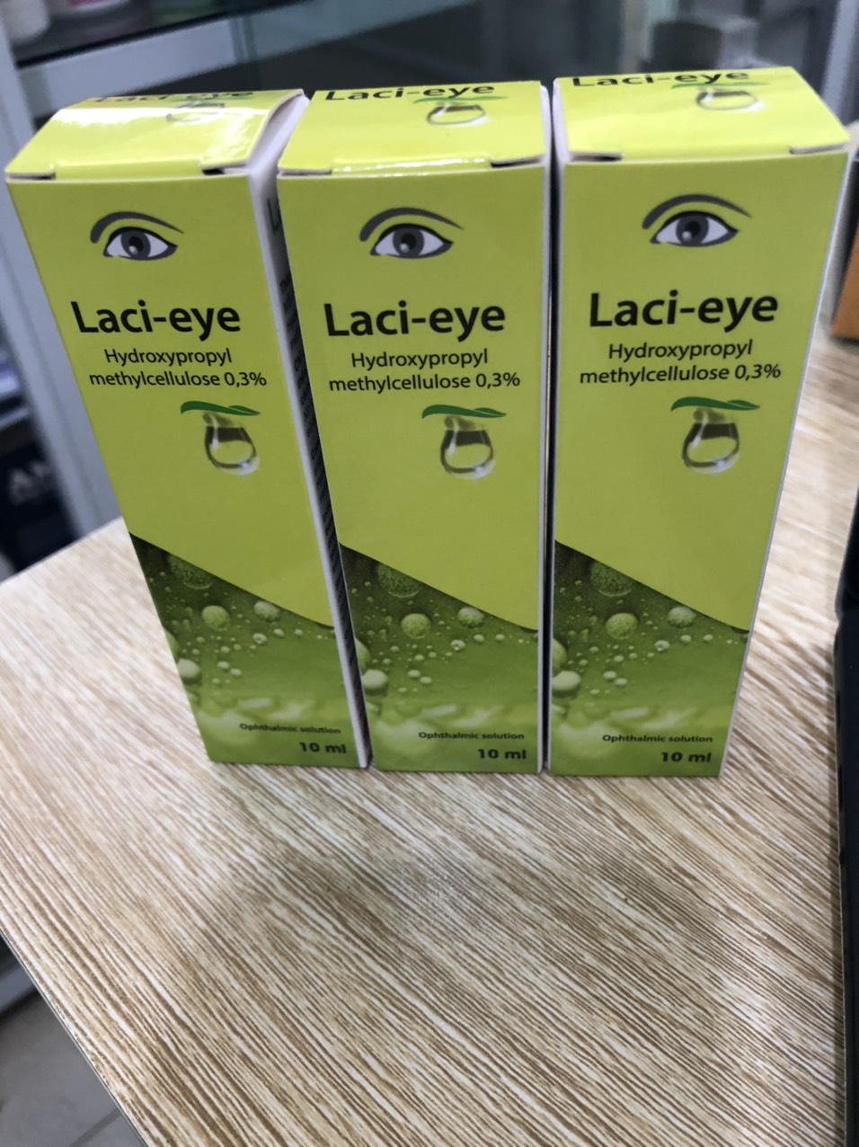 Dung dịch dưỡng mắt laci_eye