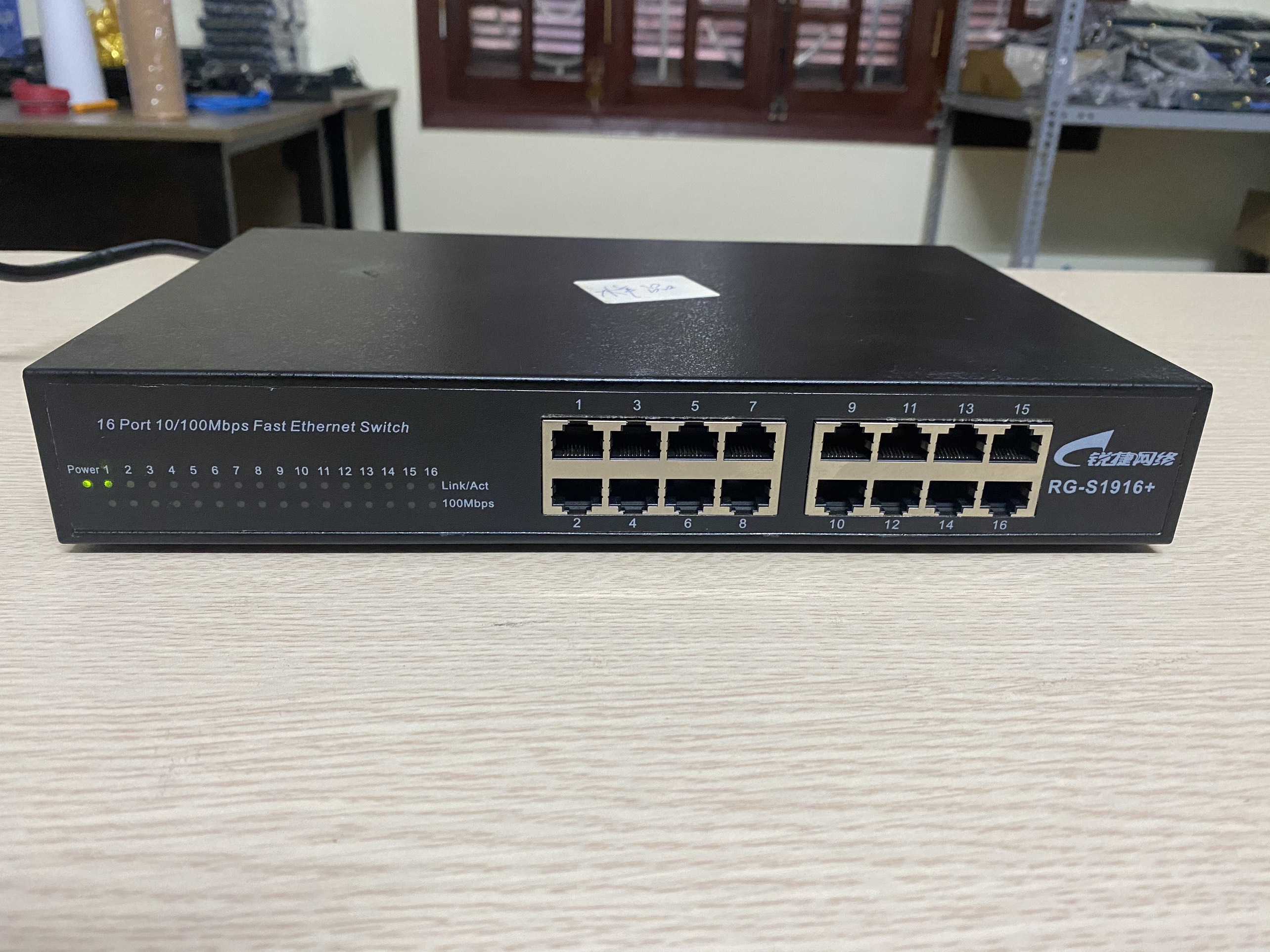 Bộ chia mạng 16 cổng 10/100mbps switch chia mạng 16 port rg-1916+ hàng nội địa trung quốc