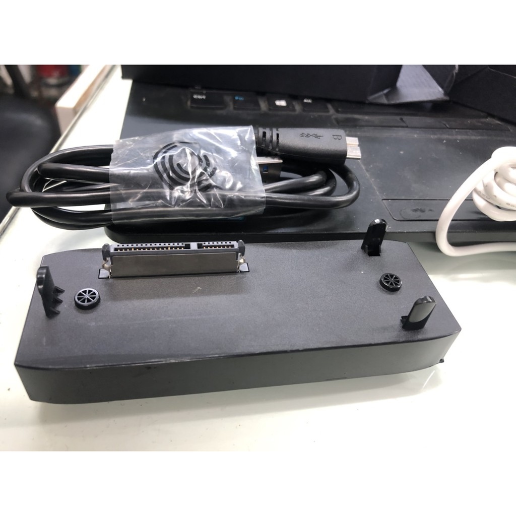 Dock hdd seagate dùng đọc dữ liệu ổ cứng 2.5 inch - 3.5 inch- chuẩn usb 3.0. tặng kèm adaptor 12v 2a xịn và cáp usb 3.0