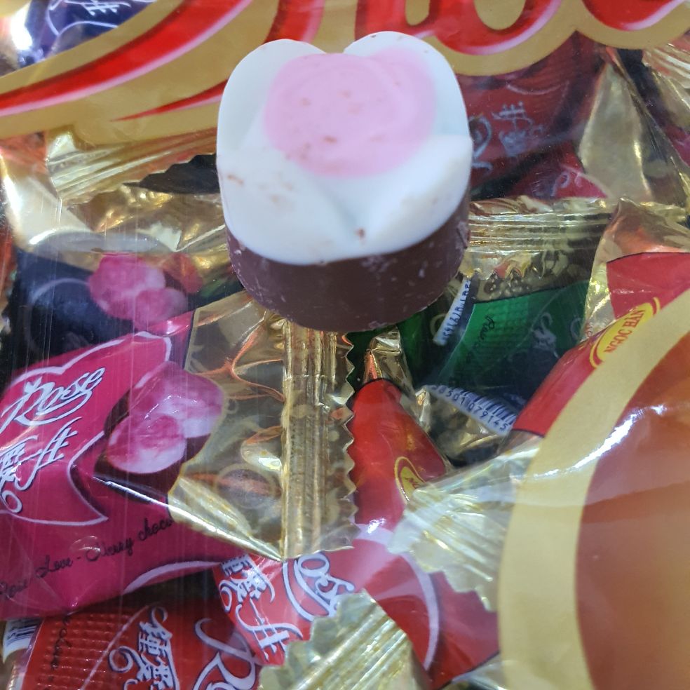 socola BÔNG HỒNG ÉP 1kg date MỚI