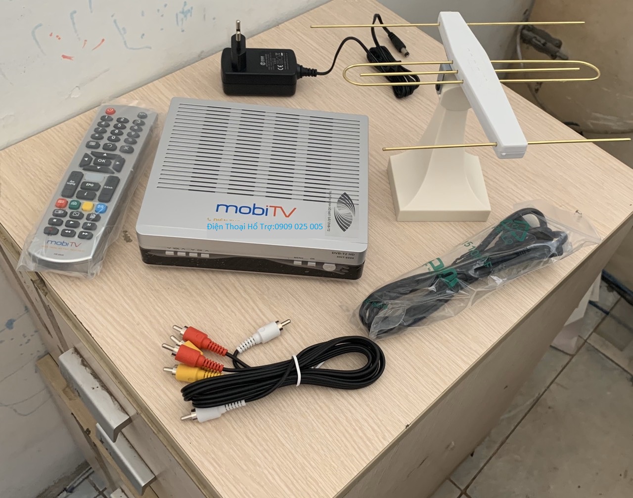 [HCM]Đầu thu kỹ thuật số dvb t2 mobitvi vivatv avg an viên 2 trong 1 Tặng Tài Khoản 60.000 đồng