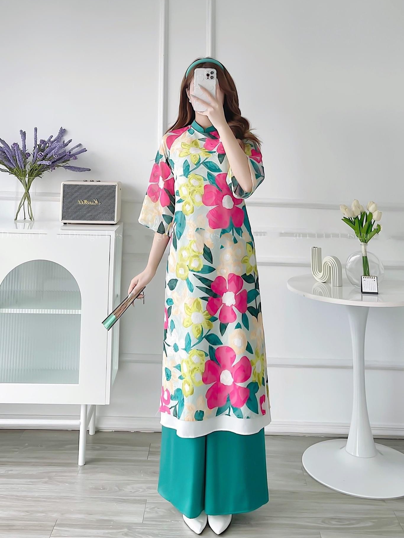 Set áo dài gấm hoa xuông 4 tà tay xoè lỡ