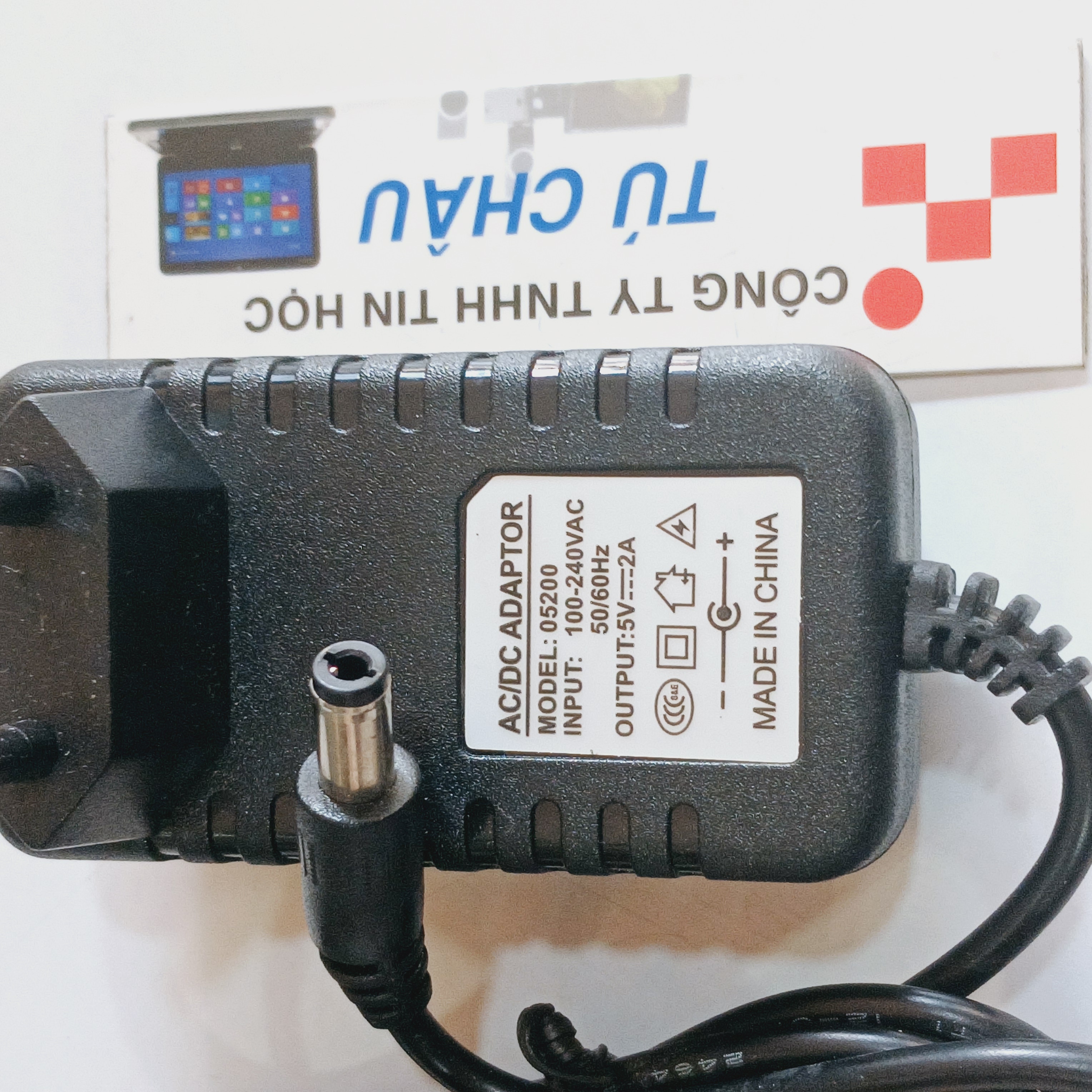 Adapter dc 5v - 2a / đầu cắm 5.5mm x 2.1mm) - cáp chuyển ra 3.5mm x 1.35mm