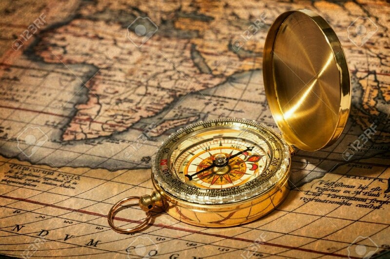 La bàn du lịch bỏ túi Compass vỏ kim loại