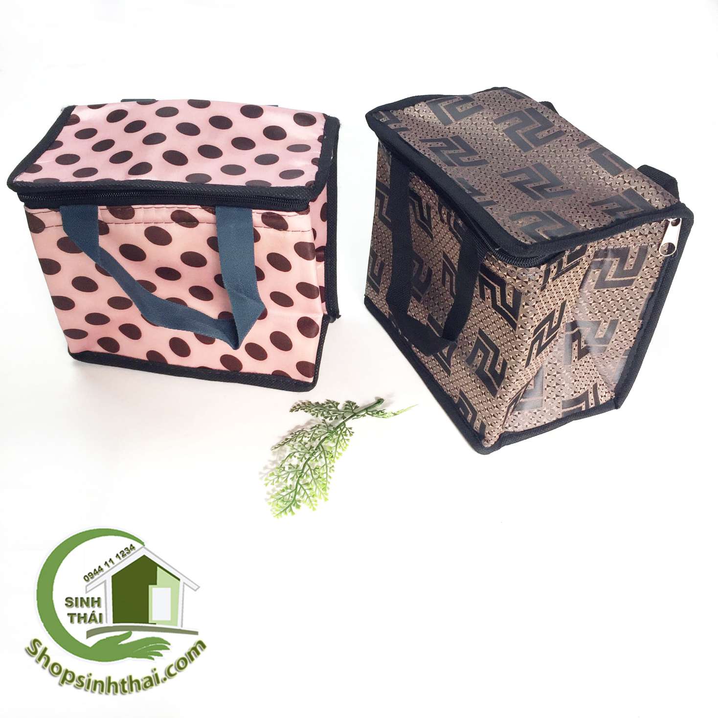 Túi giữ nhiệt đựng bình nước túi đựng chai nước - túi vuông 19cm x 23cm - giao màu ngẫu nhiên