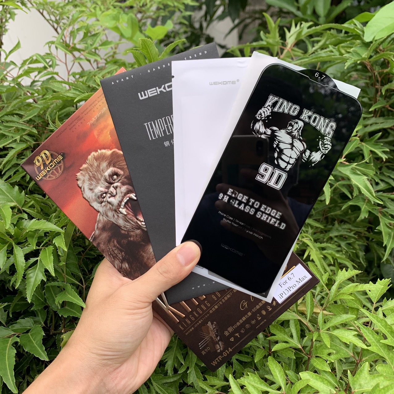 Kính Cường Lực KingKong 9D Full Màn Trong Suốt Dành Cho iPhone X, XR, XS, XS Max, 11, 11Pro, 11Pro Max, 12-12Pro, 12Pro Max, 13, 13Pro, 13Pro Max, iPhone 14, 14Plus, 14Pro, 14ProMax, iPhone 15, 15Plus, 15Pro, 15ProMax
