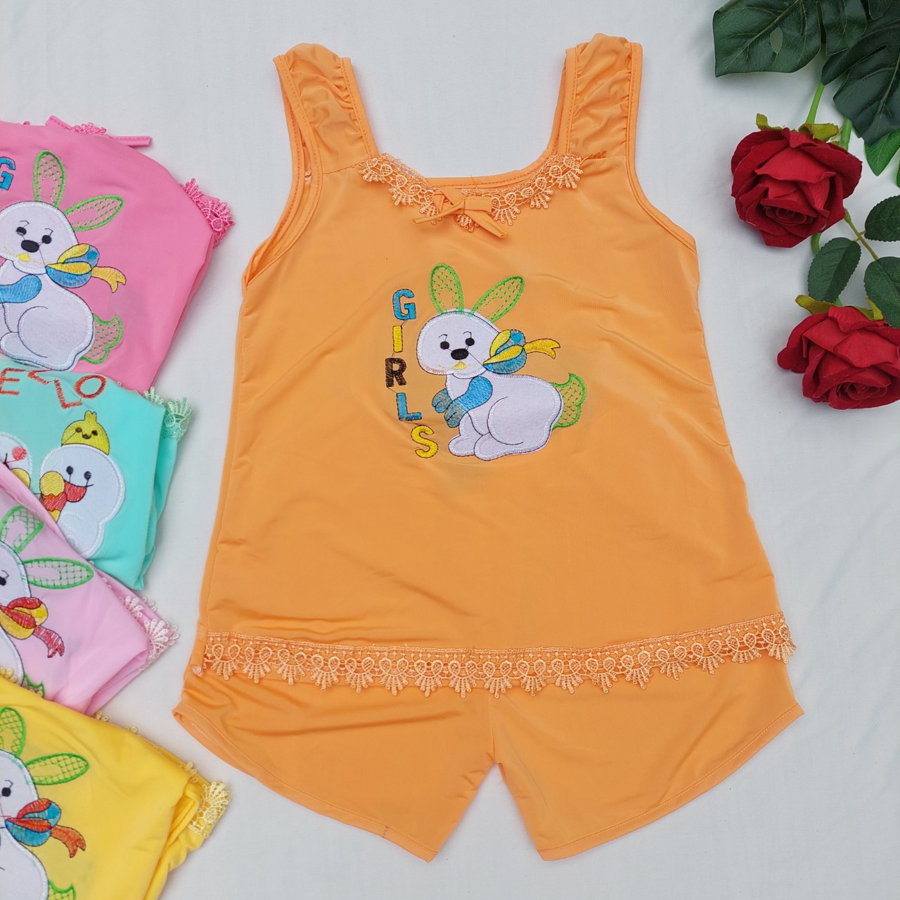 18-22kg combo 3 bộ 3 màu bộ thun lạnh dây bản cho bé gái, màu ngẫu nhiên