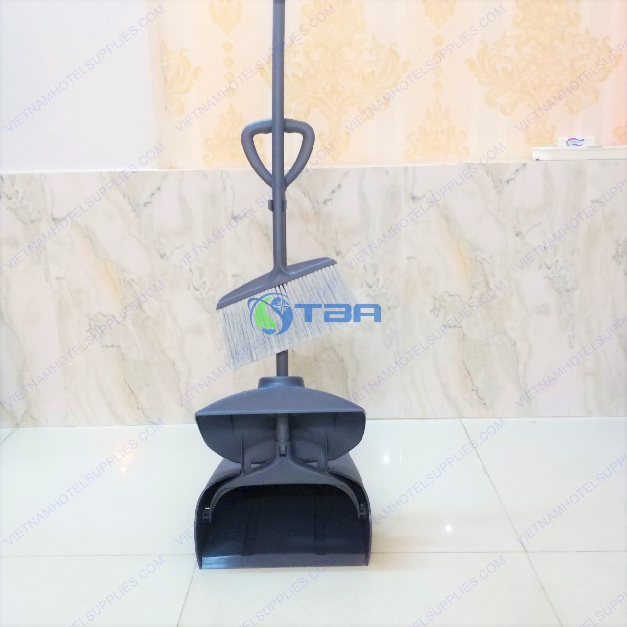 [HCM]Bộ chổi và ky hốt rác nhựa có nắp đậy tự động - Asia Việt Nam
