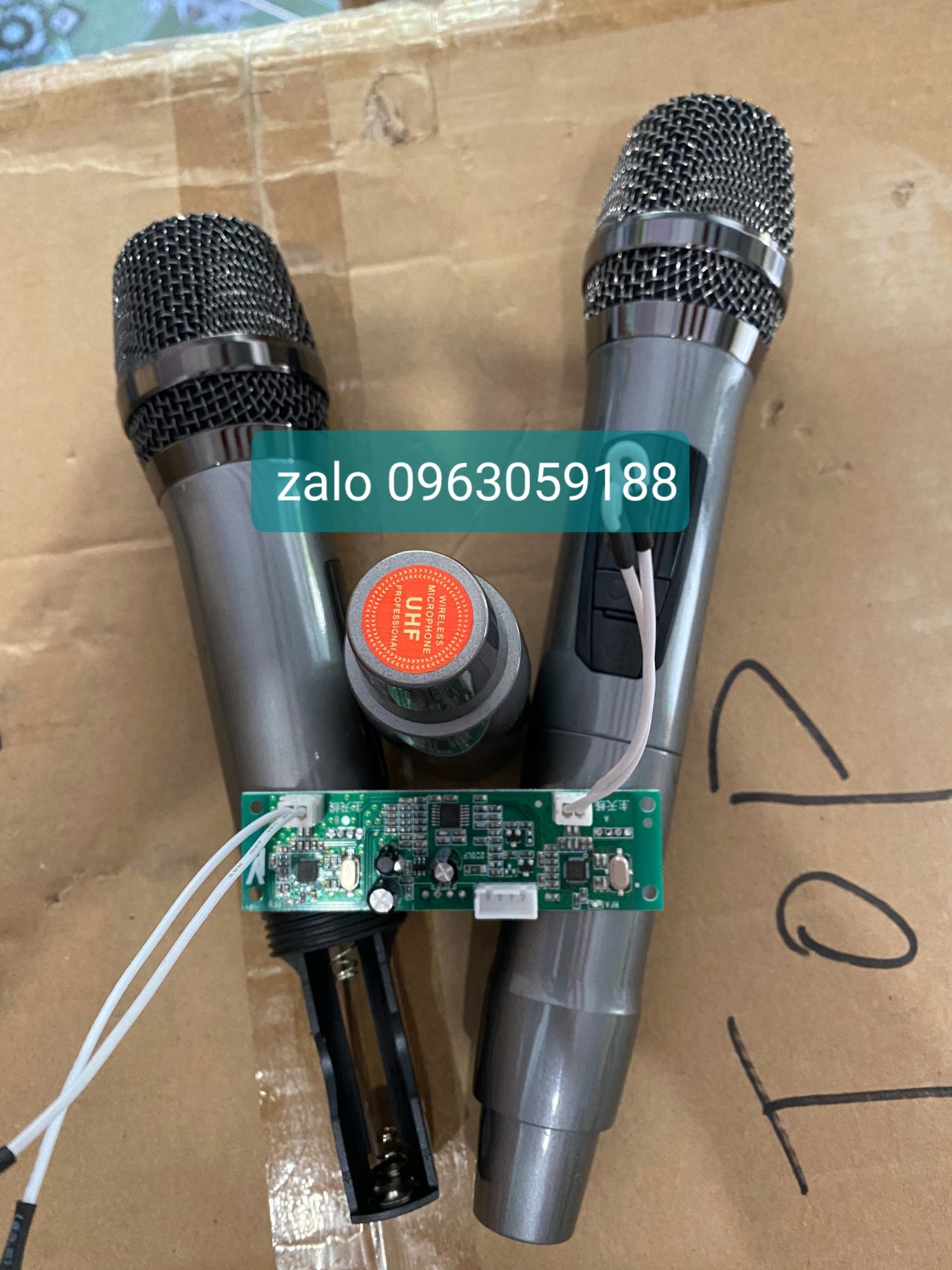 Micro Không dây cho loa kéo- giá 1 cặp